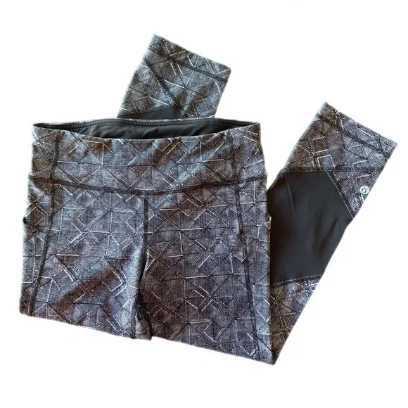 Lululemon Pace Rival Crop 22"
Formation Alpine White Black / Black - Picture 2 of 16